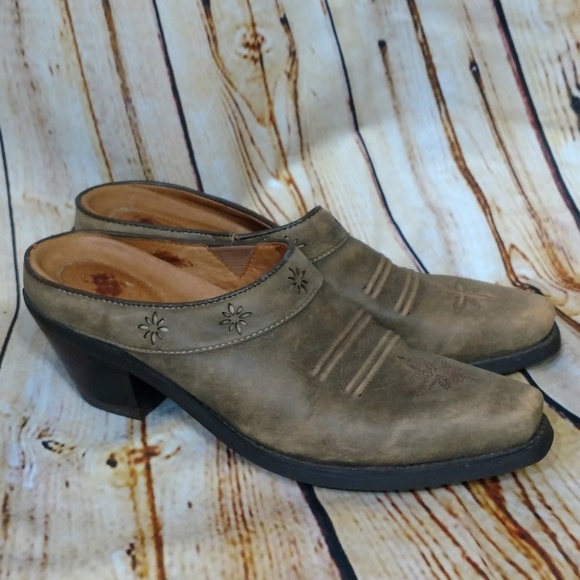 Ariat Shoes - Ariat